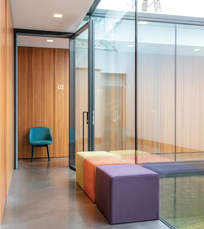 Healthcare waiting area seats upholstered in Combo