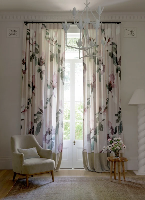 Box Pleat | Magnolia Grandiflora by Mokum