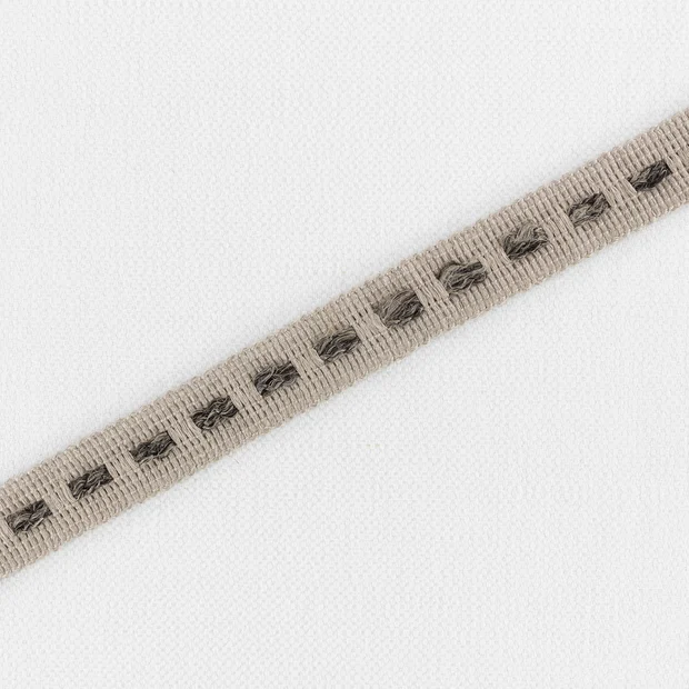 Photo of the fabric Cousu Mt116 03 swatch by Mark Alexander. Use for Trim