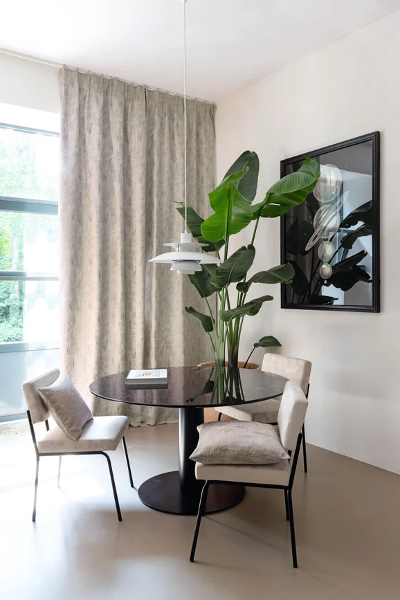 Photo of the fabric Agent Papyrus in situ by Zepel. Use for Curtains, Accessory. Style of Plain, Texture