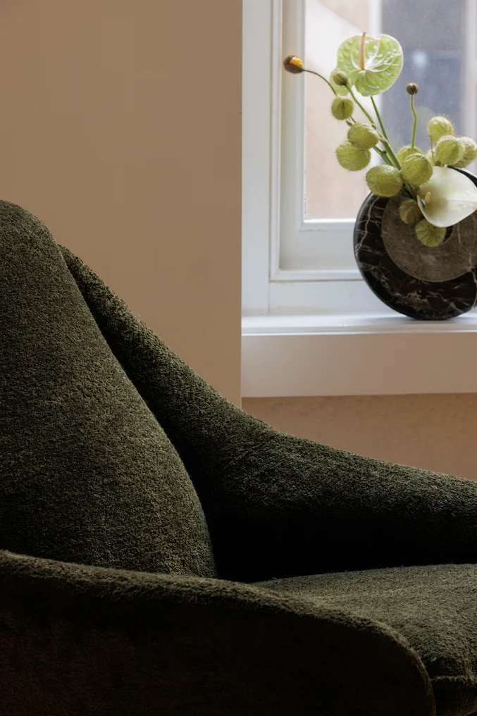 Plain | Modernist colour Olive by Mokum