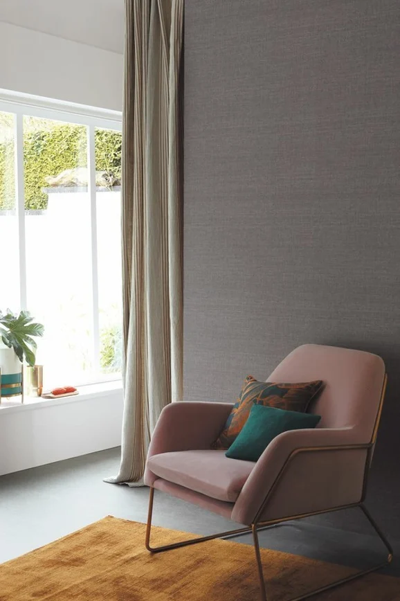 Photo of the fabric Zzshantung Wallpaper 7418/A7418 7418 22 56 in situ by Casamance. Use for Wall Covering