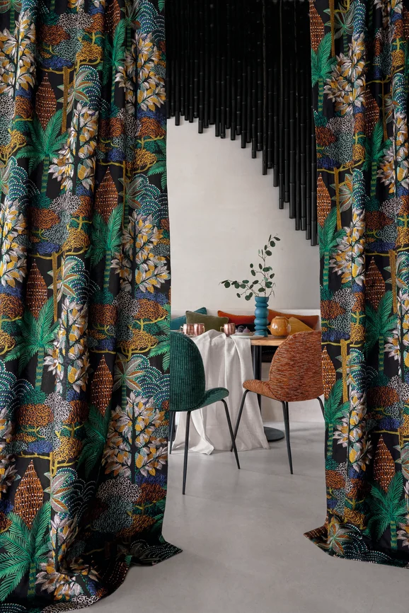 Photo of the fabric Voyage Imaginaire 4972 0347 in situ by Casamance. Use for Curtains, Accessory. Style of Embroidery, Floral And Botannical