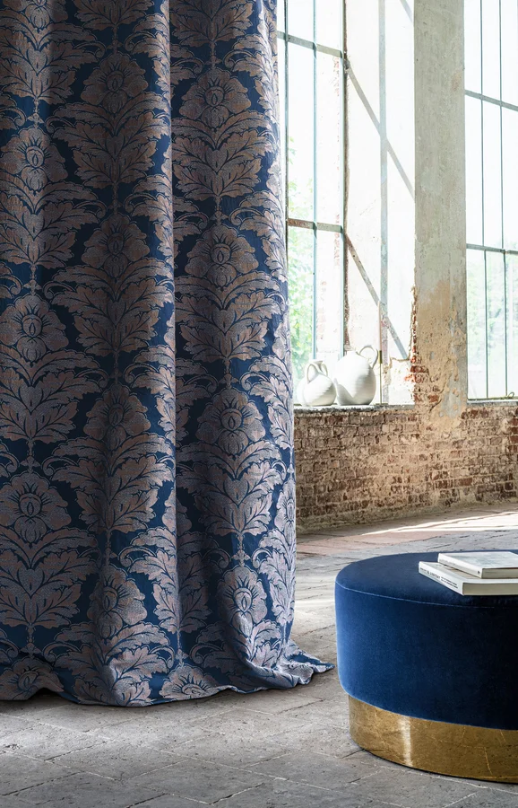 Photo of the fabric Mont Palatin 4580 4580 0210 in situ by Casamance. Use for Curtains, Accessory. Style of Texture, Traditional