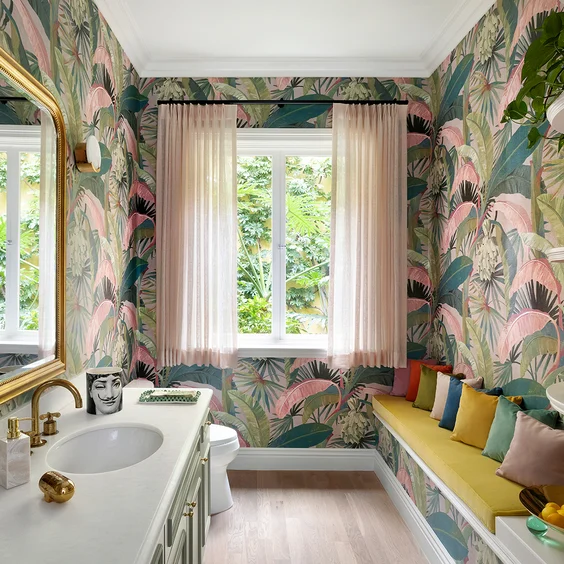 LA PALMA WALLPAPER COLOUR HOLLYWOOD BY CATHERINE MARTIN BY MOKUM | Interior by Maison Vilucchi PHOTOGRAPH BY EMA PETER