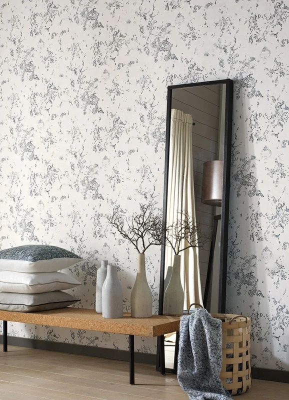 Photo of the fabric Cap Vrai Wallpaper 8398 8398 93 12 in situ by Casadeco. Use for Wall Covering
