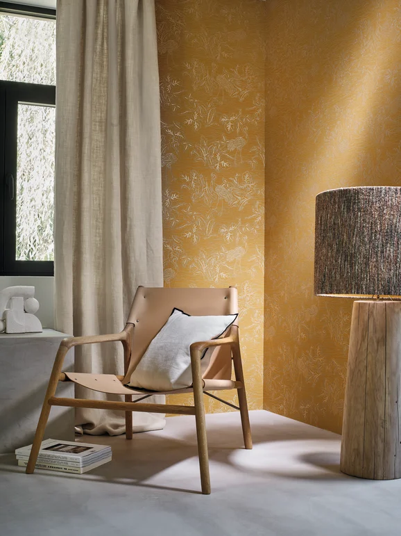 Photo of the fabric Mirador Wp 7589 7589 1324 in situ by Casamance. Use for Wall Covering. Style of Animals And Birds, Print