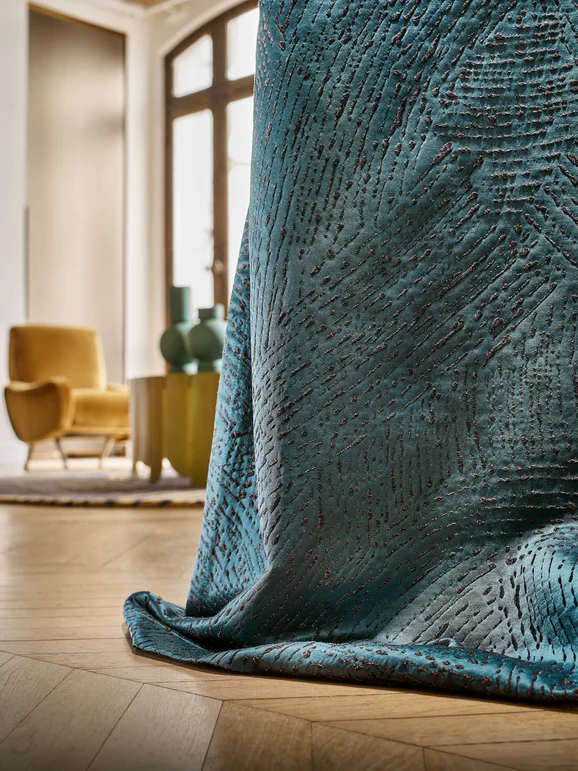 Photo of the fabric Galerie 4023 4023 0746 in situ by Casamance. Use for Curtains. Style of Abstract, Embroidery