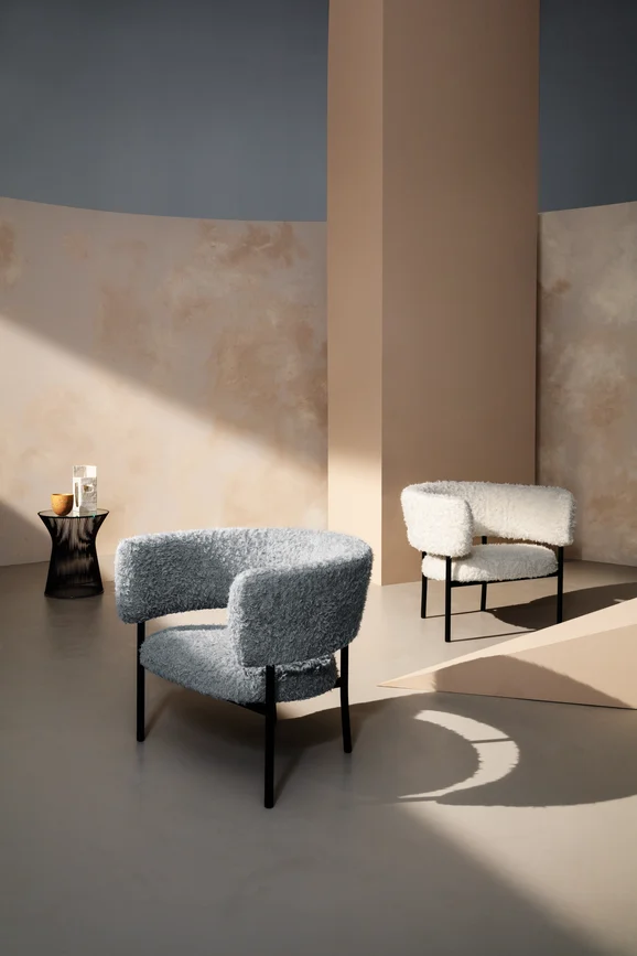 Photo of the fabric Brush K5239 04 in situ by Kirkby Design. Use for Upholstery, Accessory. Style of Plain