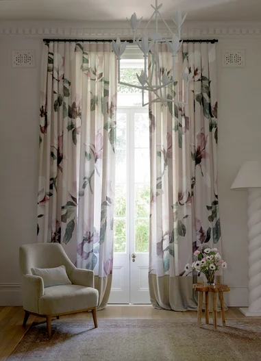Box Pleat | Magnolia Grandiflora by Mokum