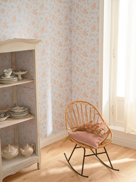 Photo of the fabric Rosa Wallpaper 8796 8796 11 08 in situ by Casadeco. Use for Wall Covering
