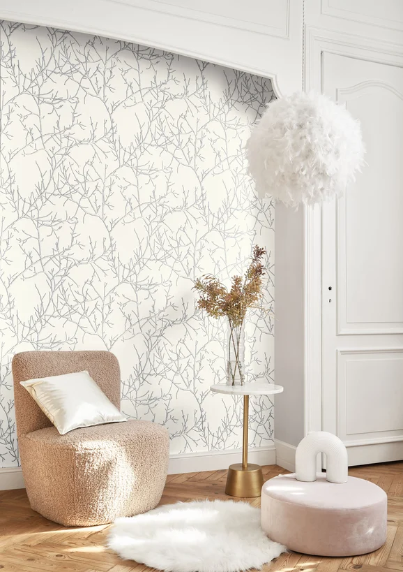 Photo of the fabric Mythe Wallpaper 8726 8726 61 20 in situ by Casadeco. Use for Wall Covering. Style of Floral And Botannical