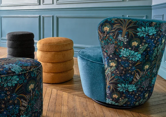 Photo of the fabric Lazuli 4992 4992 1321 in situ by Casamance. Use for Curtains, Accessory. Style of Plain, Velvet