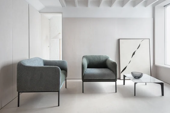 Chair left to right in Gobi colour Aquamarine, K5241/05 and Gobi colour Olive, K5241/13